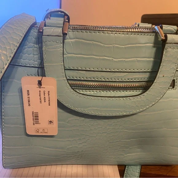 NWT Guess Aqua Katey, gorgeous color - Picture 5 of 9